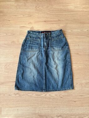 Mudd Vintage Y2K 100% Cotton Medium Wash Knee Length Denim Skirt